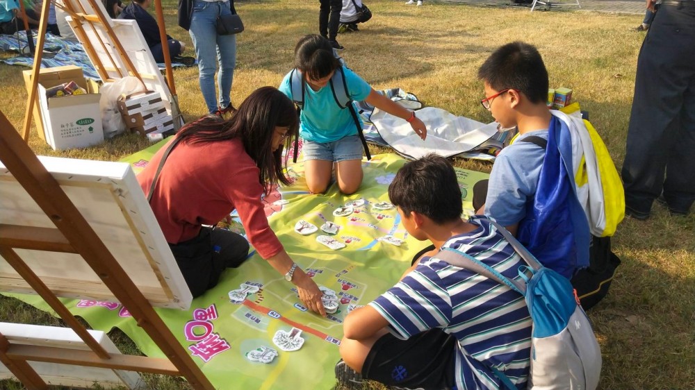 麻豆區公所的柚園地圖化成小朋友最喜愛的互動遊戲